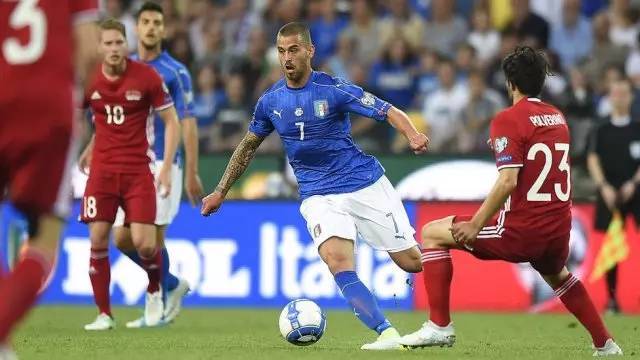 比赛中的地 比赛中的地