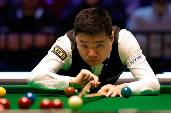 米自由泳比 米自由泳比